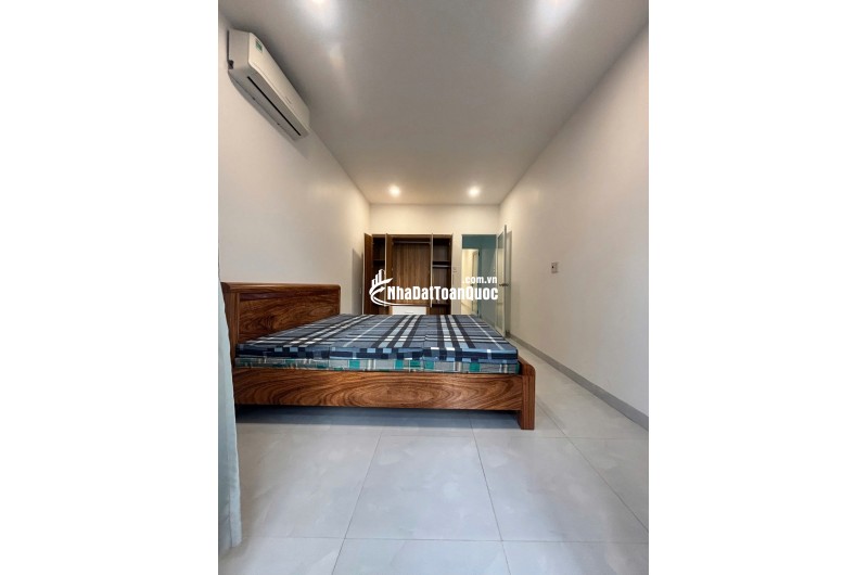 Bán Nhà 2 Tầng Mới Gần Biển Ở Chỉ Hơn 3ty